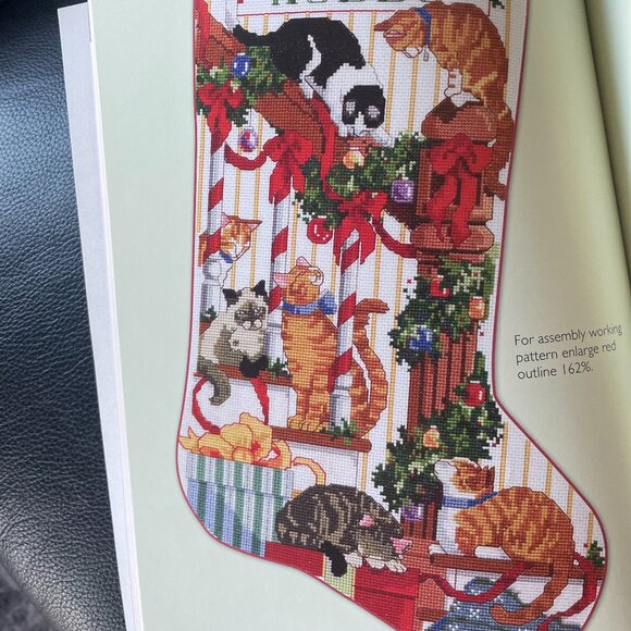 Donna Kooler's Ultimate Stocking Collection(2007) - Picture 2 of 7